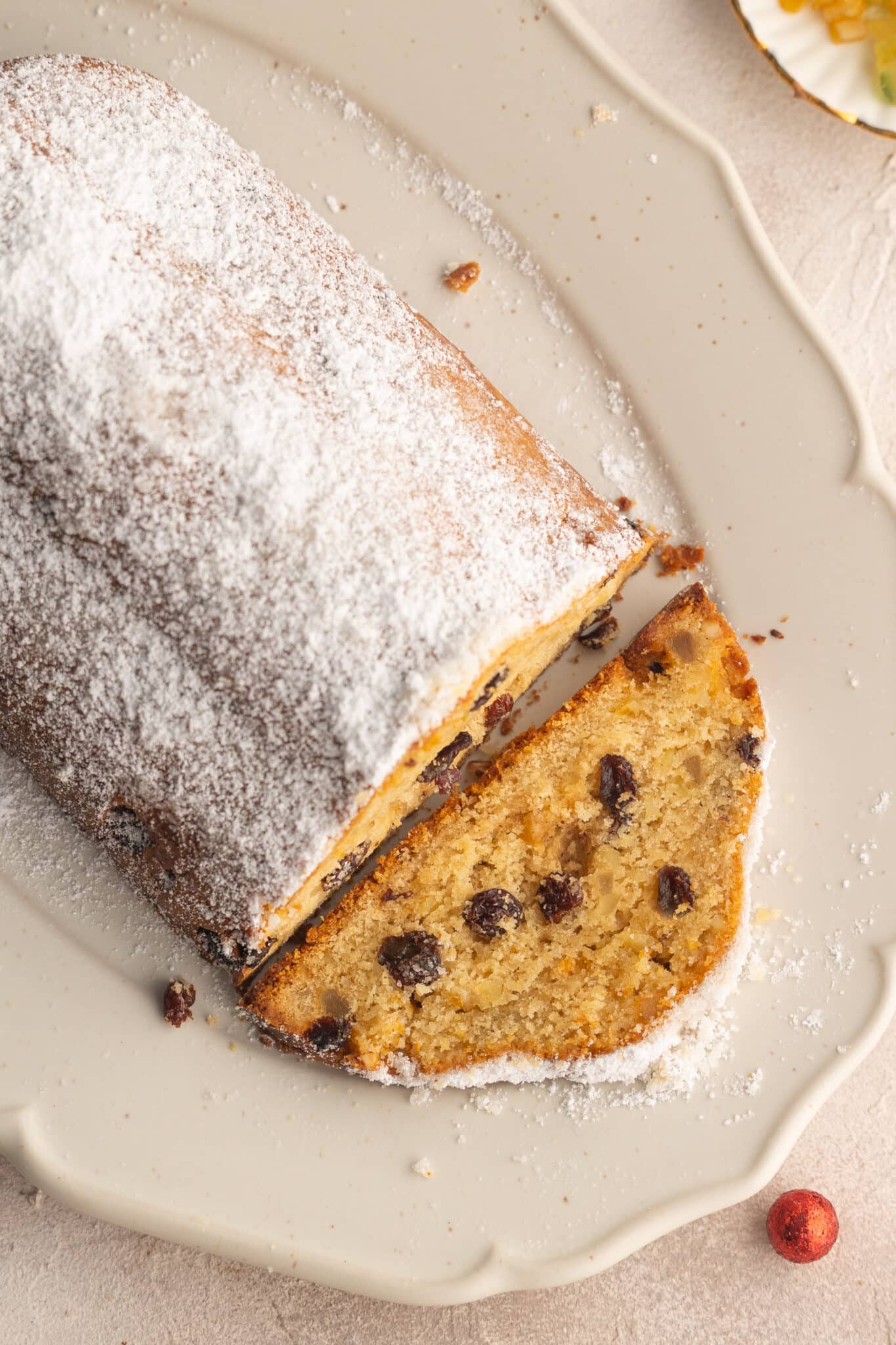 quark-stollen-without-yeast
