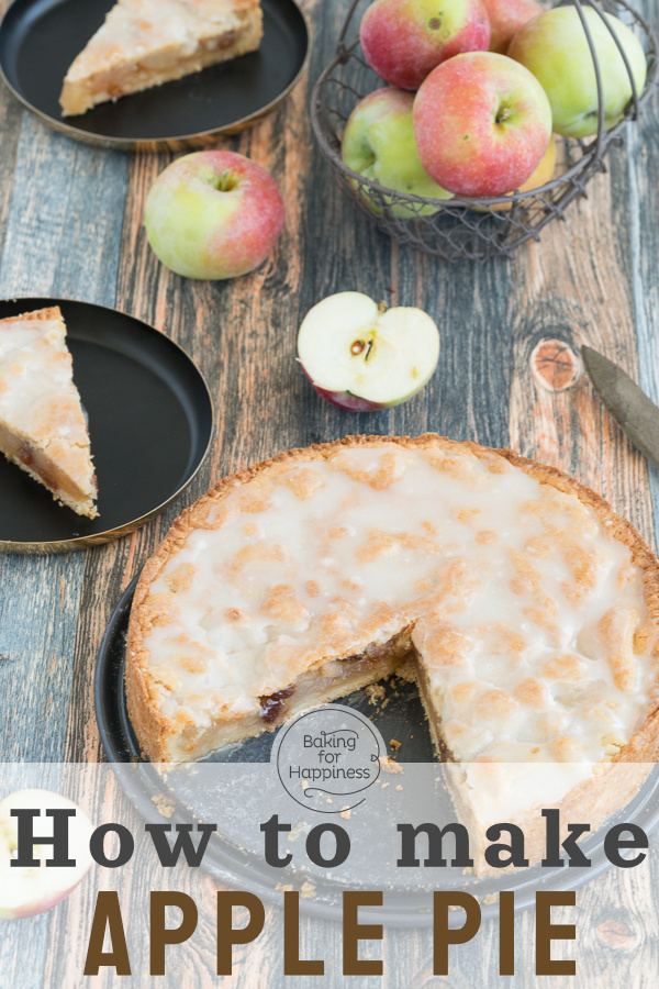 Grandma's homemade apple pie with shortcrust pastry and icing tastes simply delicious. For us it is the best apple pie ever! 