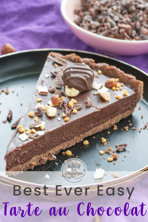 Heavenly chocolate tart with shortcrust pastry and dark ganache. With this easy recipe, you create the perfect tarte au chocolat!