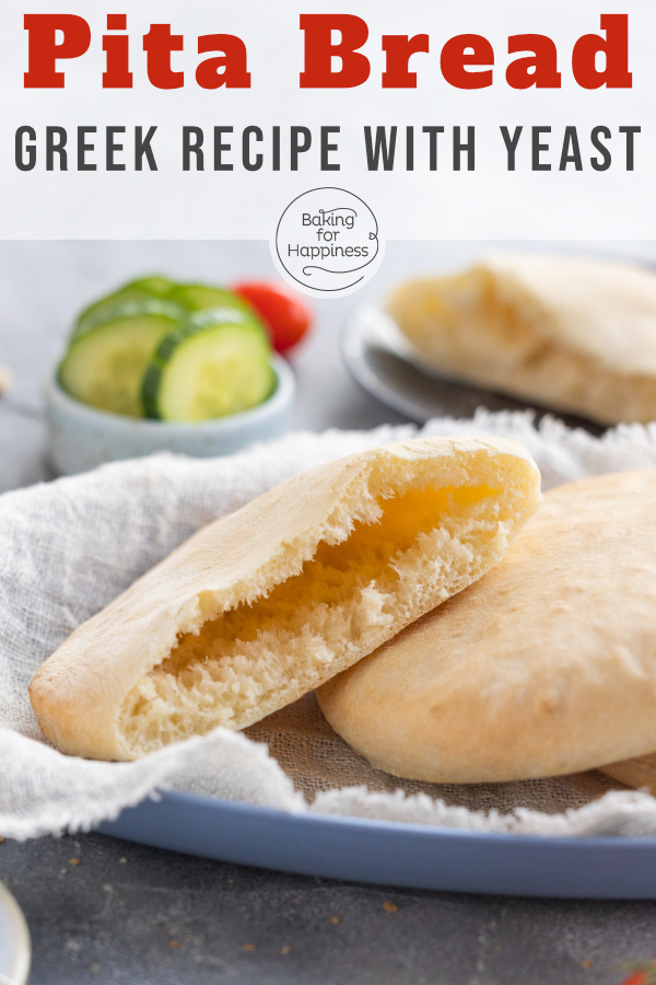 Delicious pita bread from Greece and the Middle East: Perfect as a bread bag to fill or as a side dish with dips and salads.