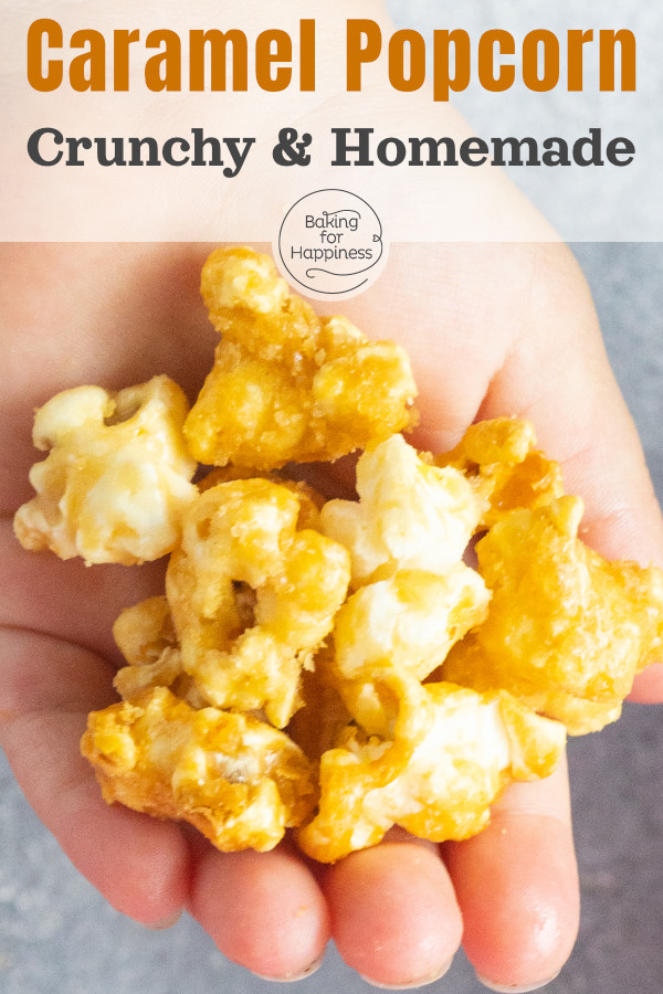 This is an easy recipe for ingenious salted caramel popcorn like in the cinema. The perfect snack for cozy evenings.